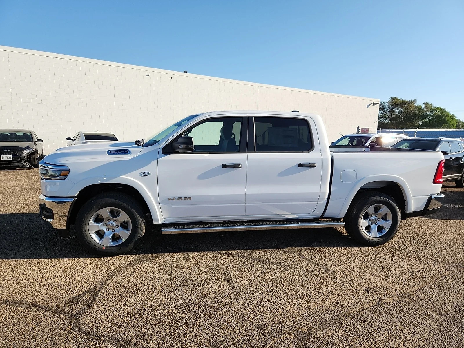 New 2026 PW7 Bright Whit Ram LONE STAR CREW CAB 4X4 5