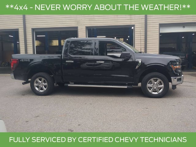 Used 2025 Black Ford XLT image 3