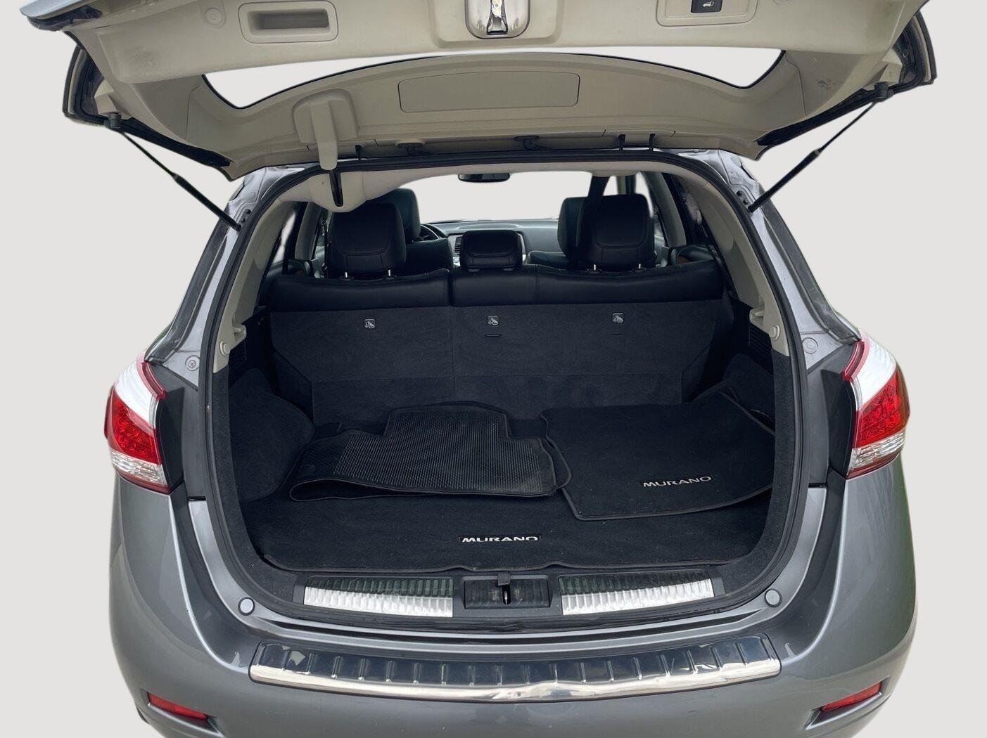 Used 2013 Gun Metallic Nissan LE image 7