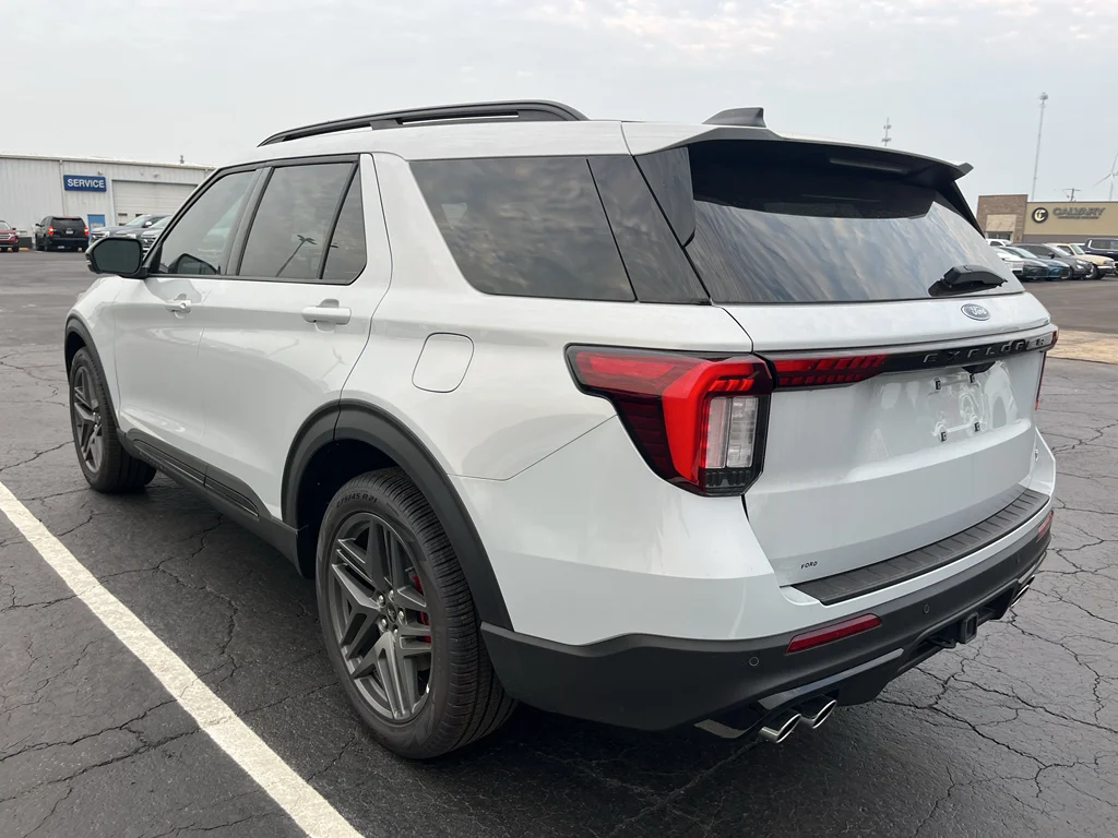 New 2026 Space White Metallic Ford ST image 7