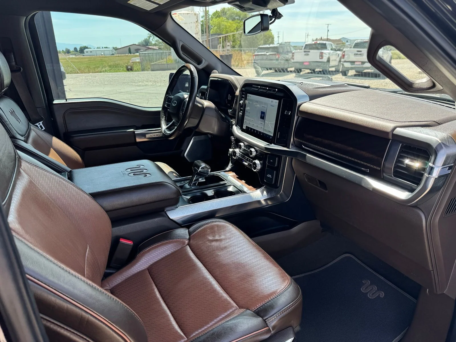 Used 2023 Gray Ford King Ranch image 41