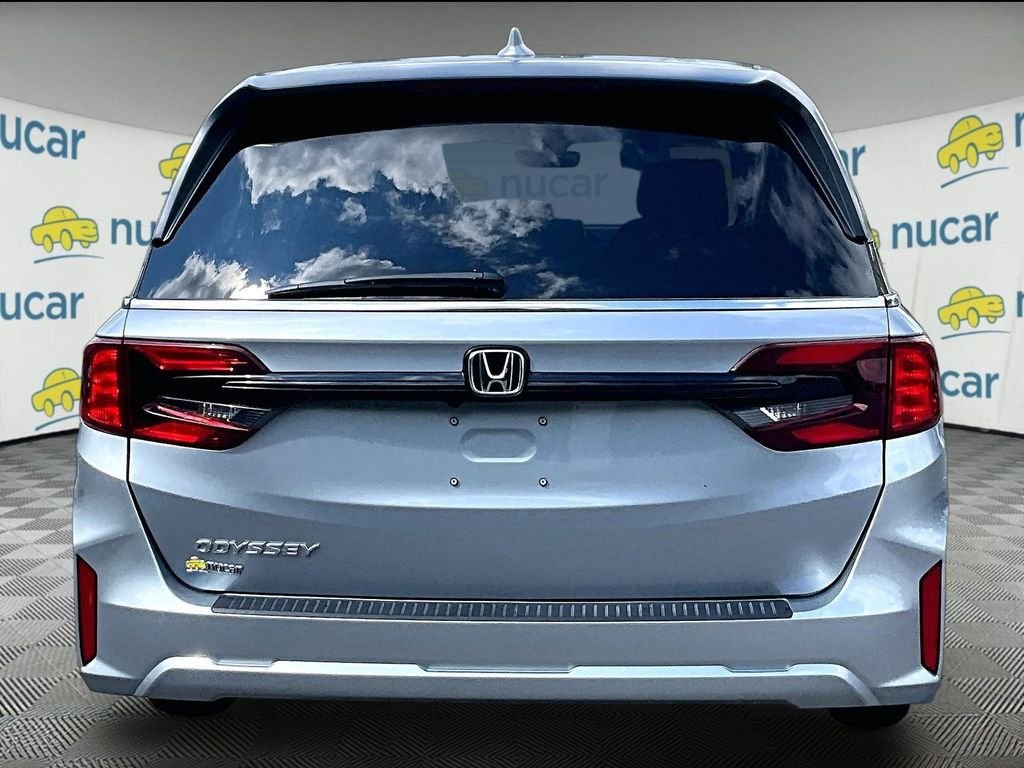 Used 2026 Silver Honda EX-L image 5