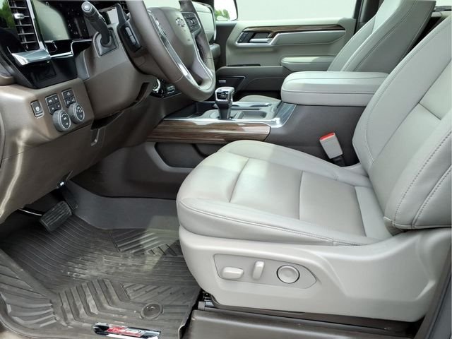 Used 2026 Gray Chevrolet LT Trail Boss image 19