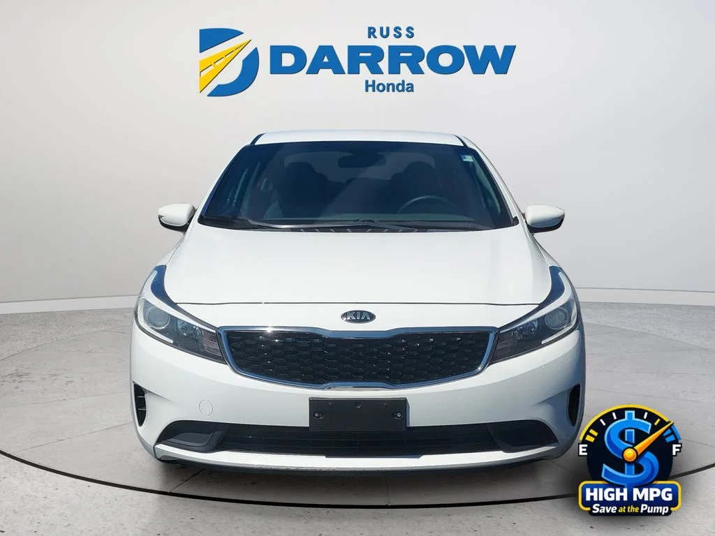 Used 2017 White Kia LX image 8
