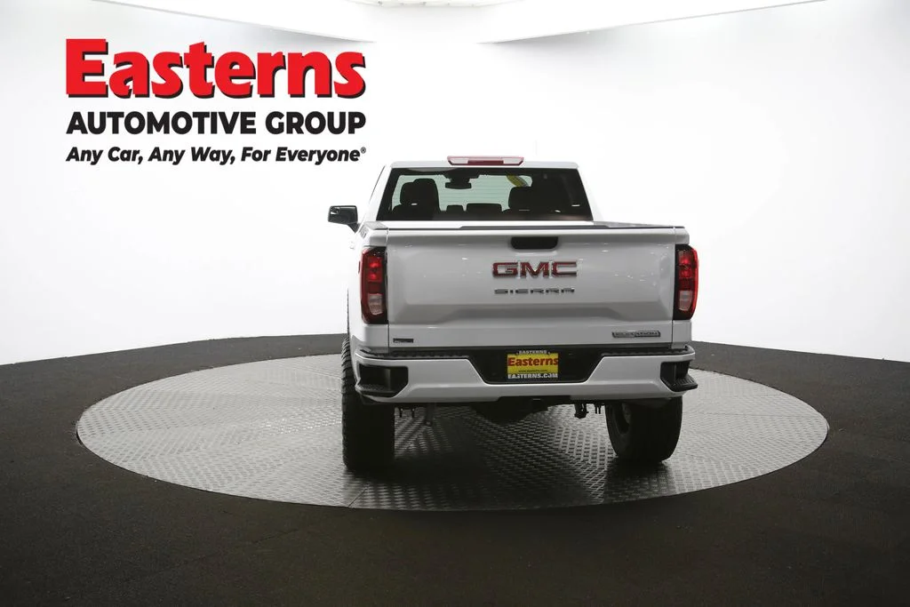 Used 2025 White GMC Elevation image 35