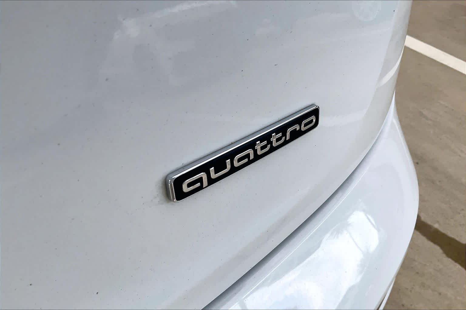 Used 2022 Glacier White Metallic Audi S line Prestige image 10