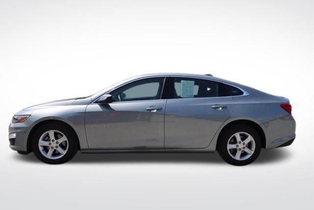 Used 2025 Gray Chevrolet LS image 8