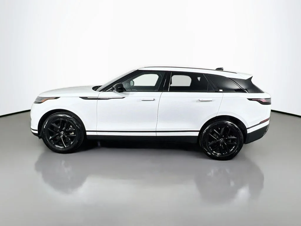 Certified Used 2026 Fuji White Land Rover S image 8