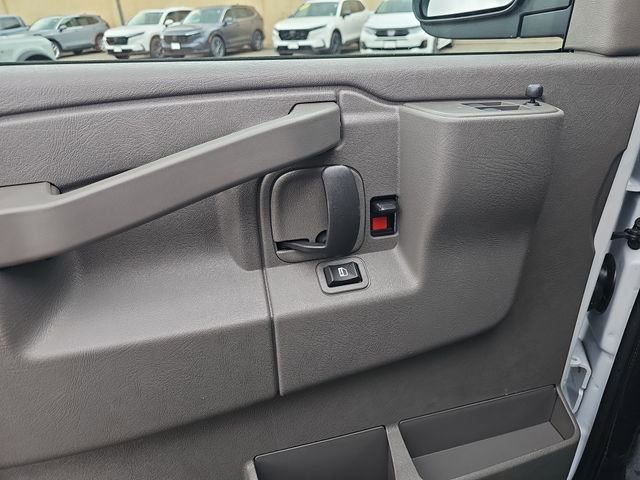 2026 GMC Savana Cargo Work Van - Photo 20