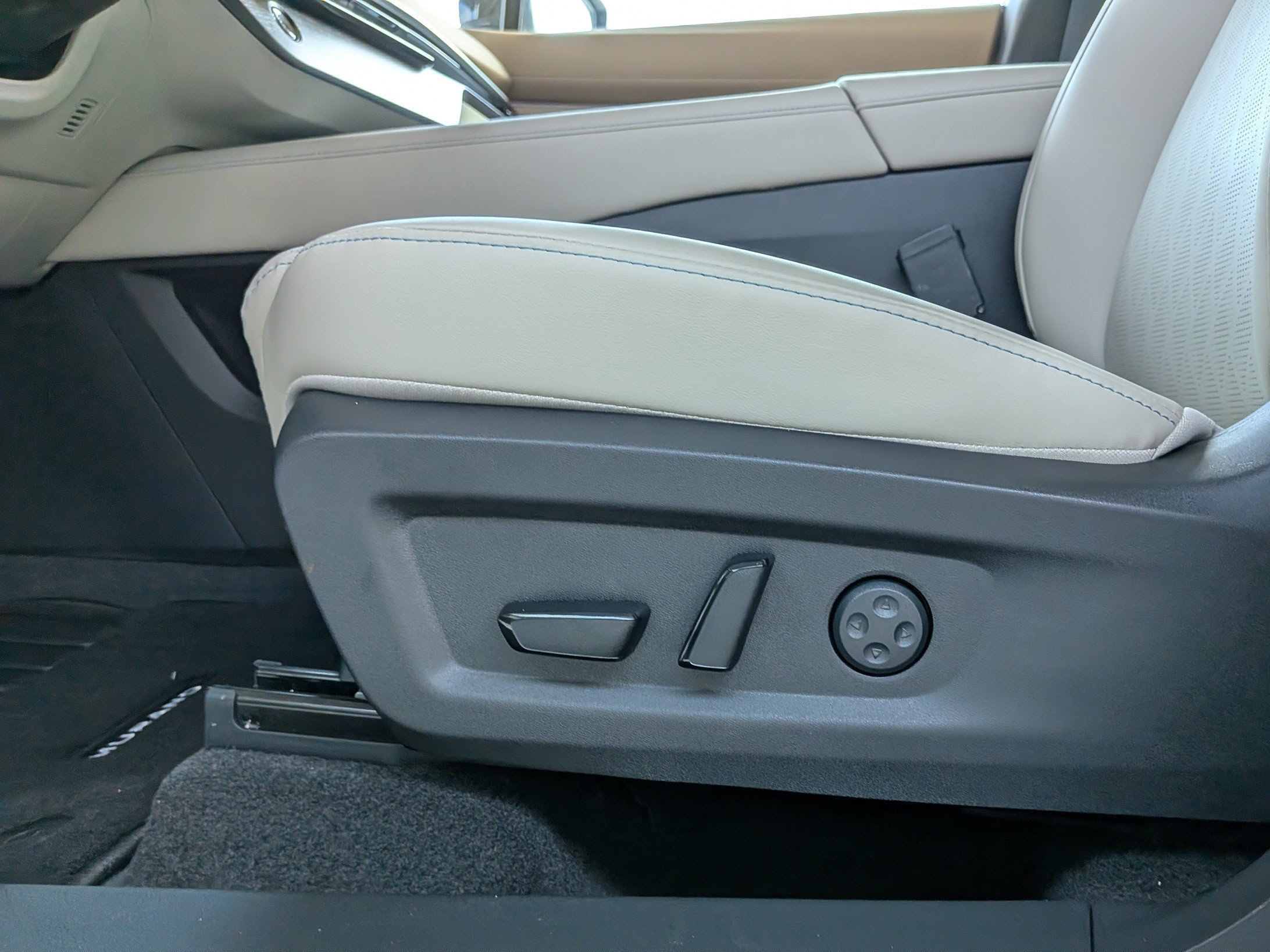 New 2026 Aurora Blue Pearl Metallic Nissan Platinum image 15