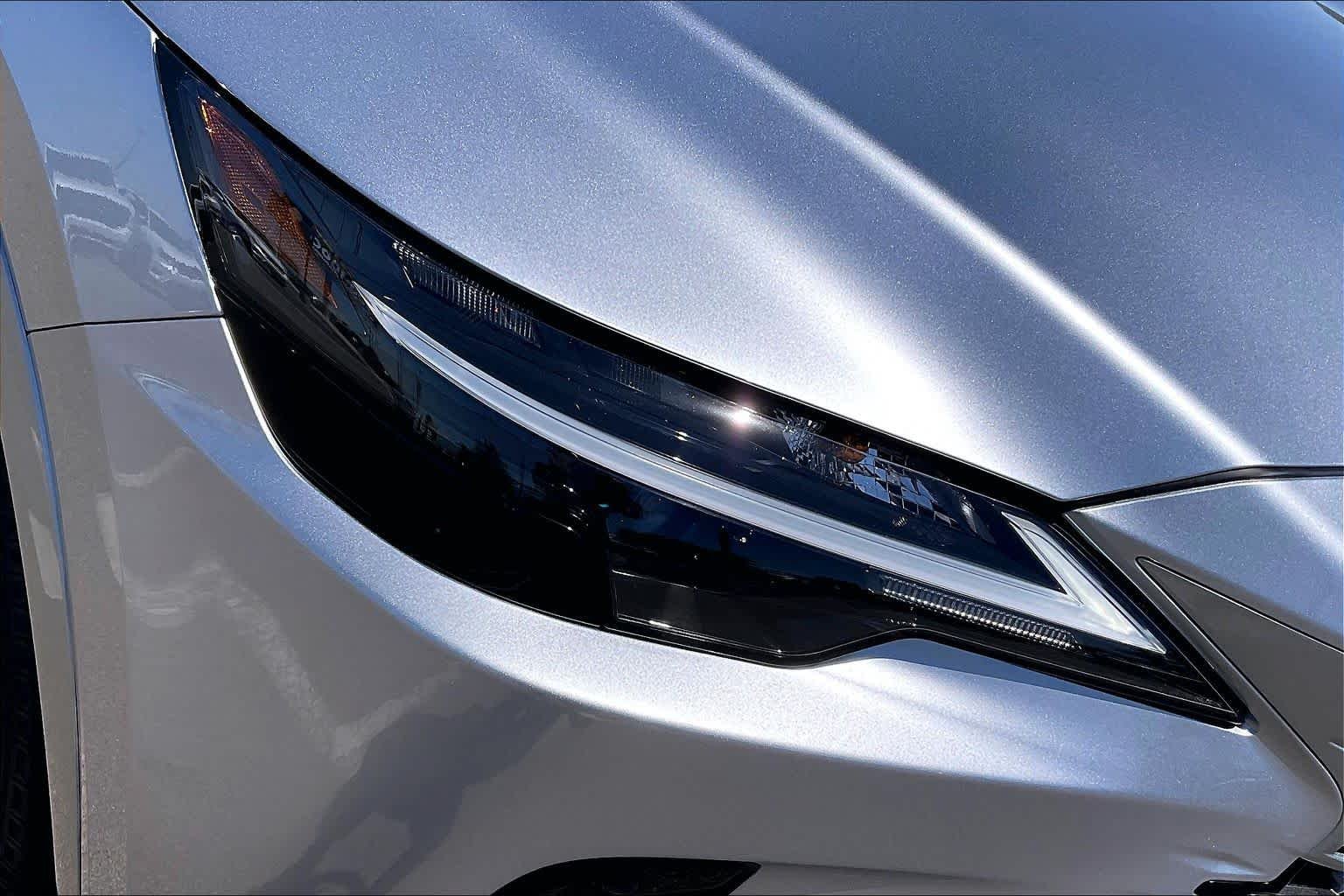Used 2026 Iridium Lexus Premium image 26