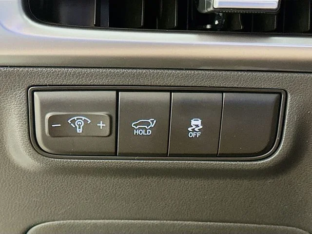 New 2026 Hyundai TUCSON XRT