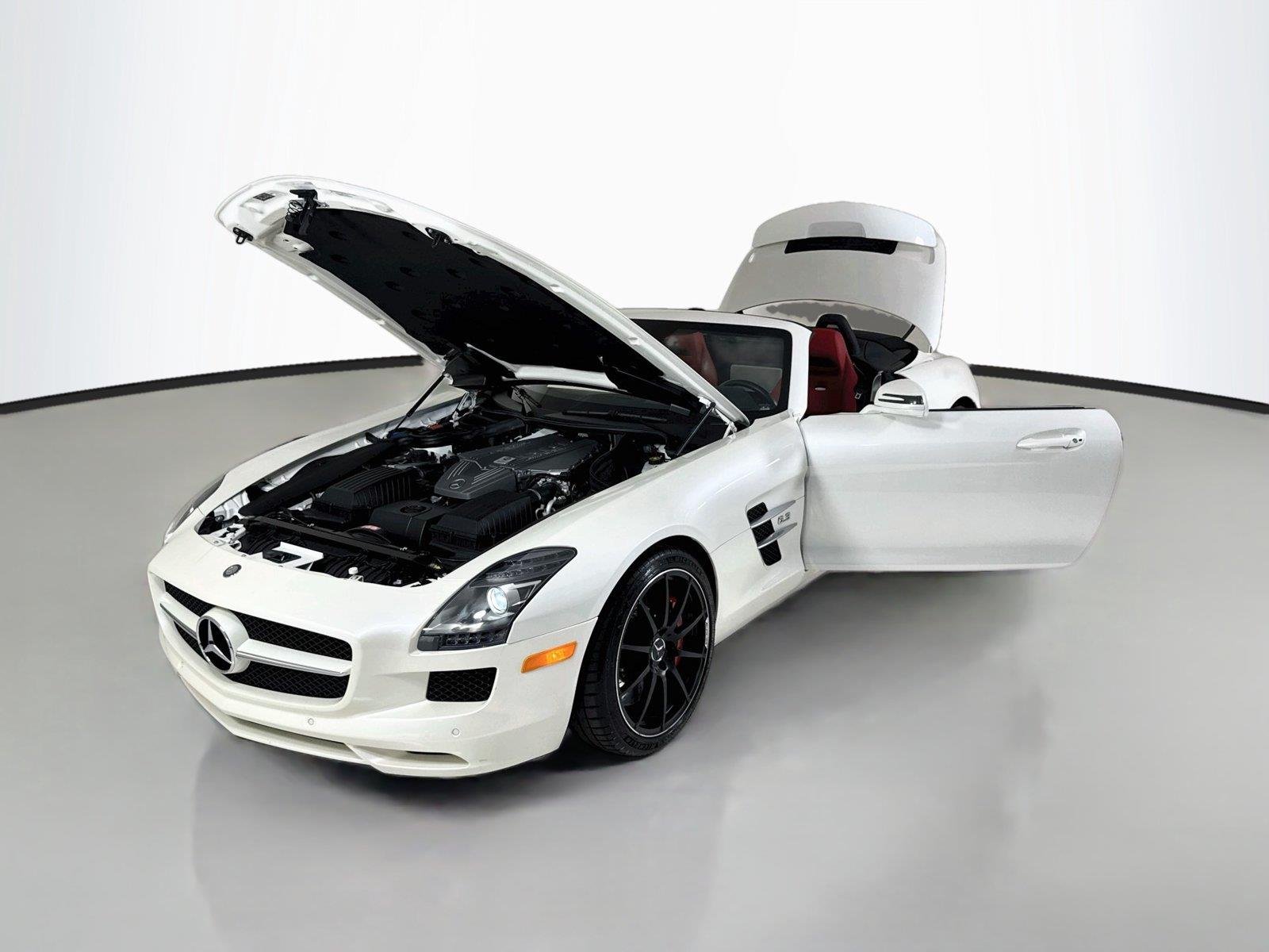 Used 2012 designo Mystic White II Mercedes-Benz SLS AMG® image 43