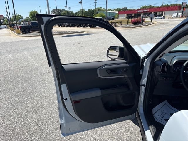 New 2026 Space White Metallic Ford Badlands image 41