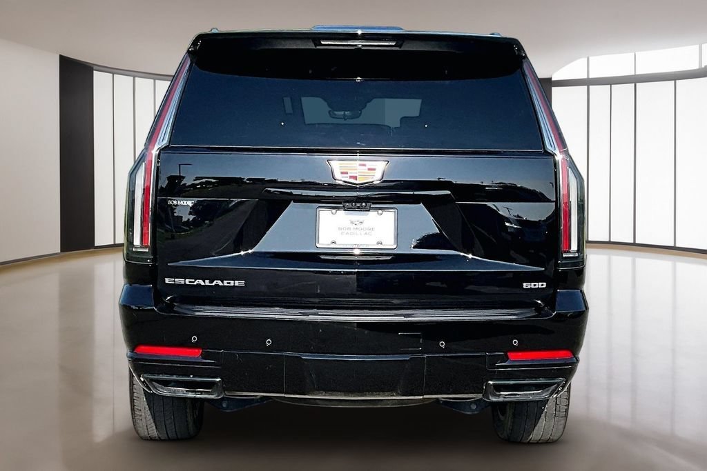 Certified Used 2025 Black Raven Cadillac Sport Platinum image 4