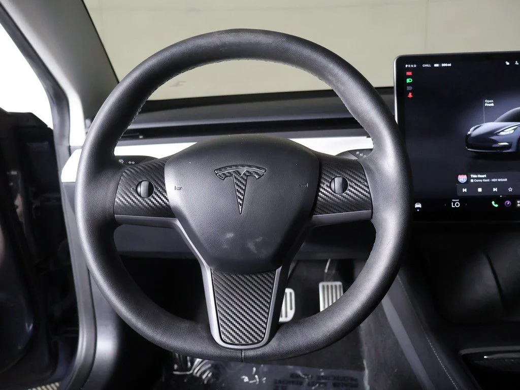 Used 2022 Silver Tesla Long Range image 38