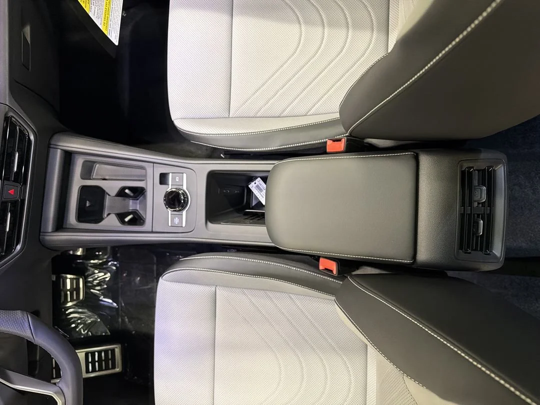 New 2026 Platinum Gray Metallic Volkswagen SE R-Line Black image 23
