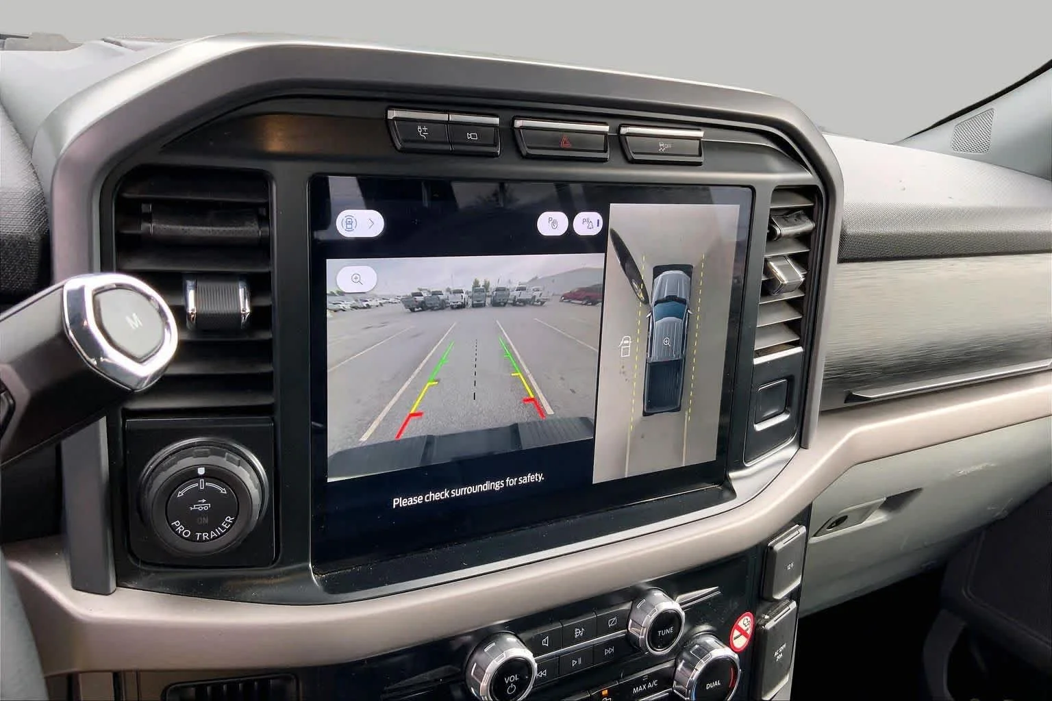 Used 2024 Avalanche Ford XLT image 28