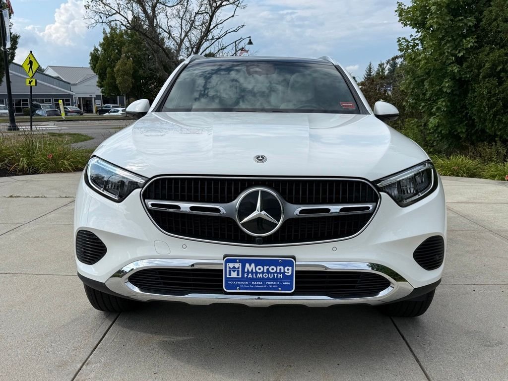 Used 2025 White Mercedes-Benz GLC 350e image 3