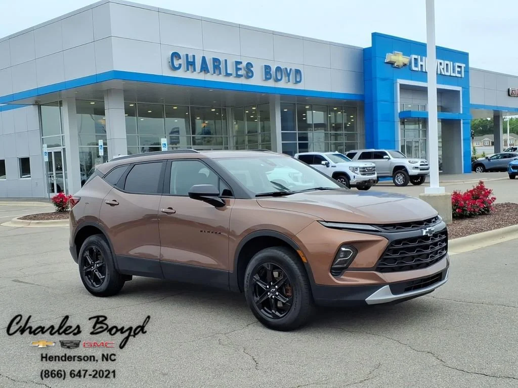 2024 Chevrolet Blazer 2.0T 2LT FWD's photo