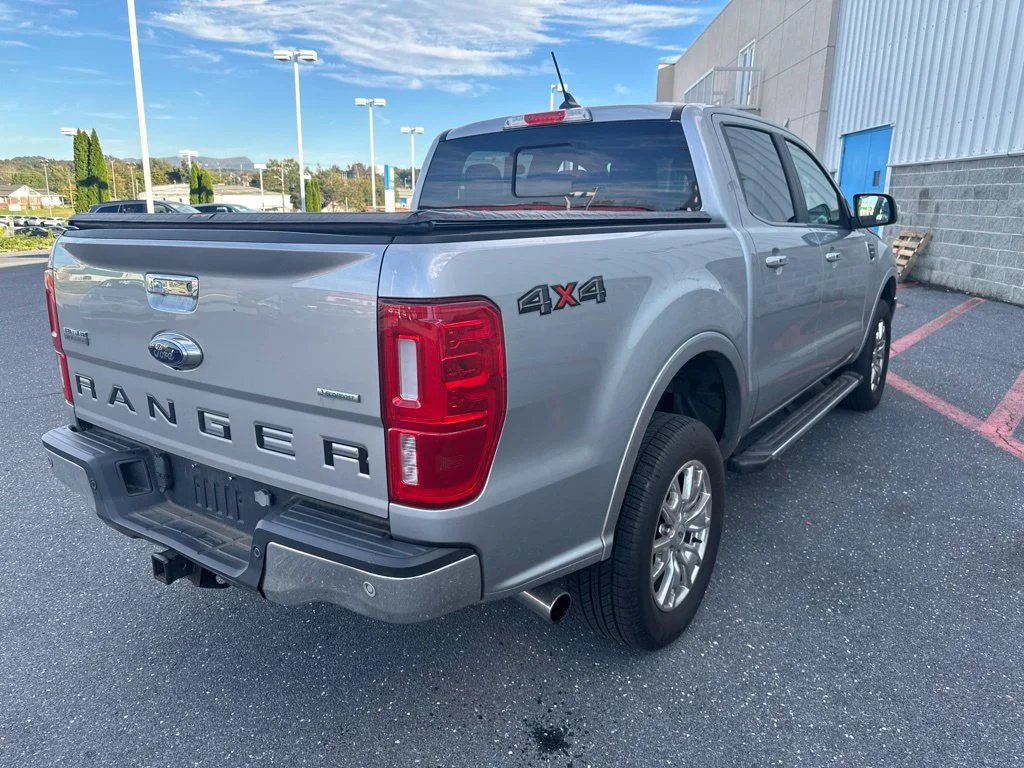 Used 2020 Silver Ford Lariat image 3