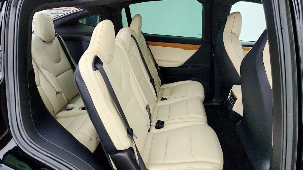 Used 2019 Solid Black Tesla Long Range AWD image 29