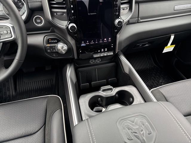 New 2026 Granite Crystal Metallic Clear-Coat Exterior Paint RAM Laramie image 15
