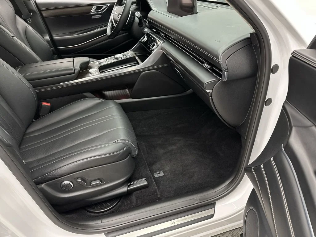 2023 GENESIS GV80 Standard - Photo 25