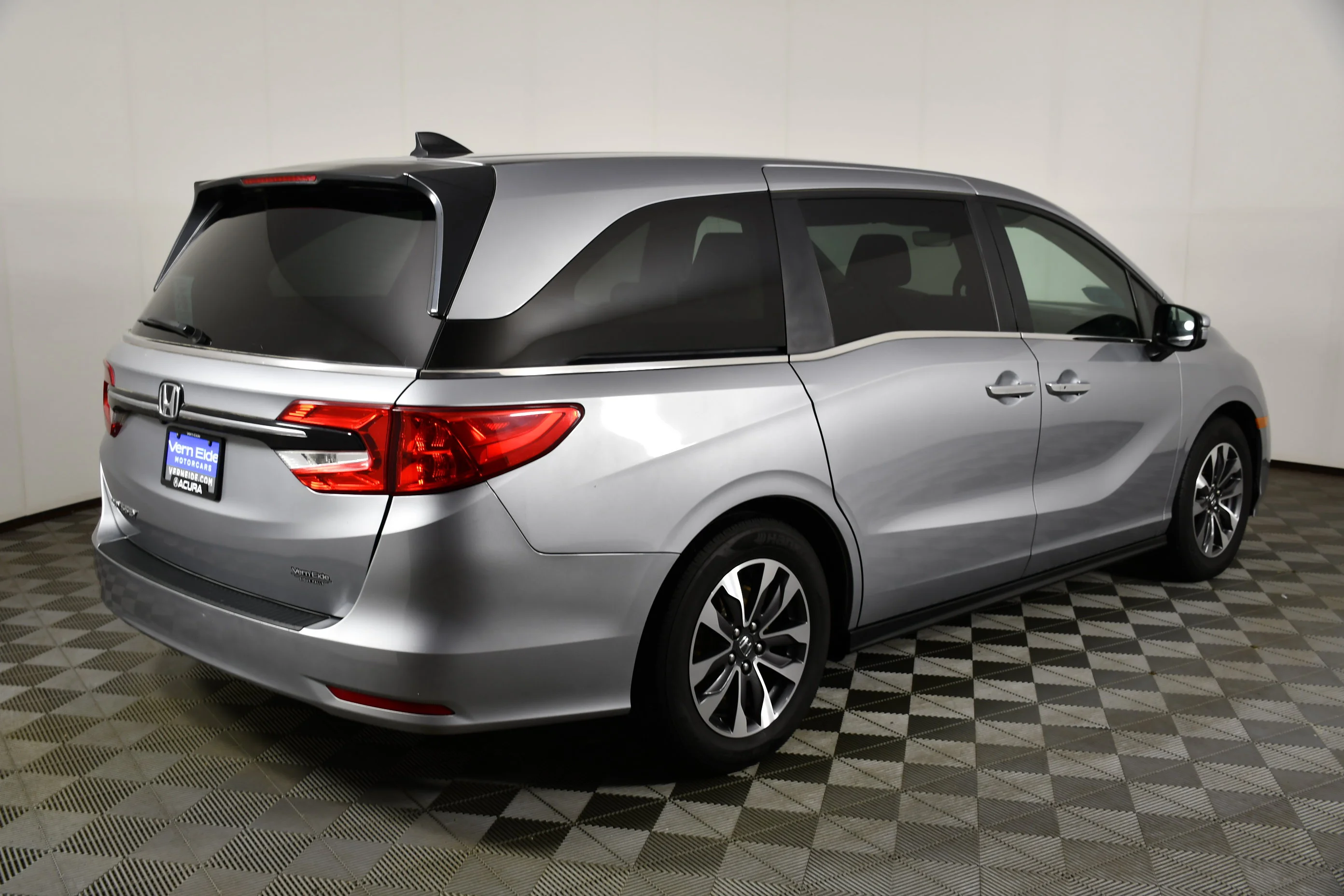 Used 2022 Lunar Silver Metallic Honda EX-L image 6