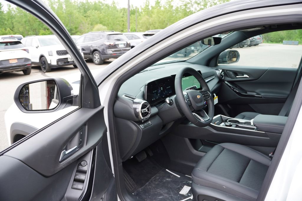 2026 Chevrolet Equinox LT - Photo 10