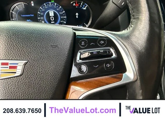 Used 2017 Silver Cadillac Luxury image 31