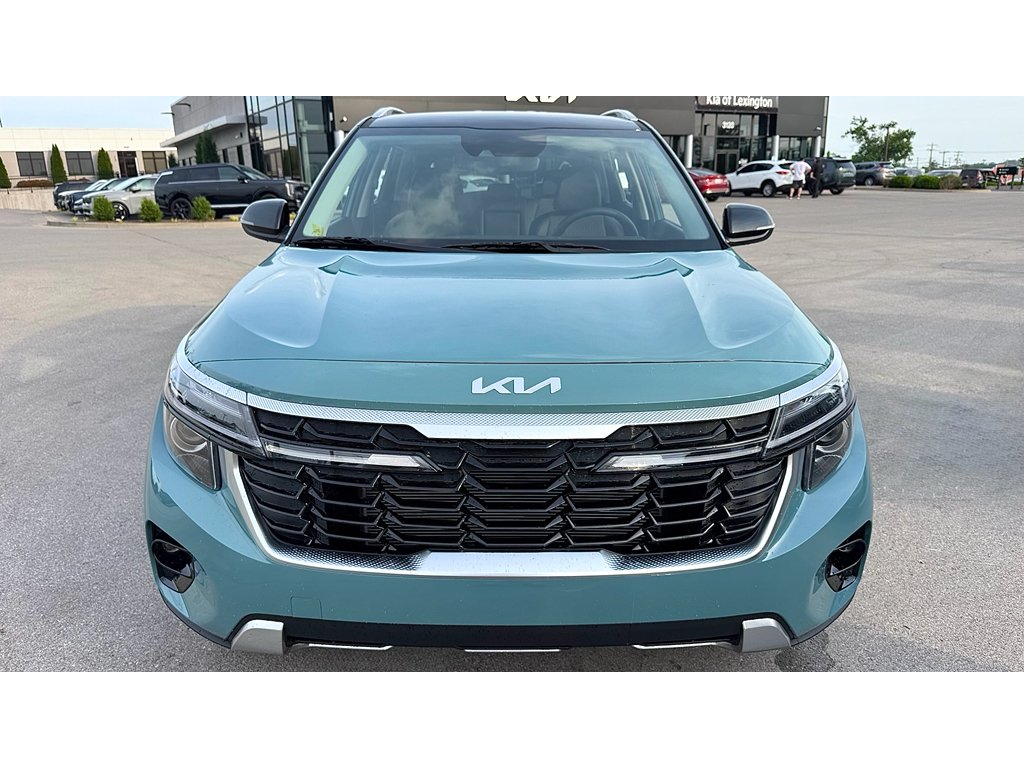New 2026 Pluton Blue / Black Roof Kia S image 28