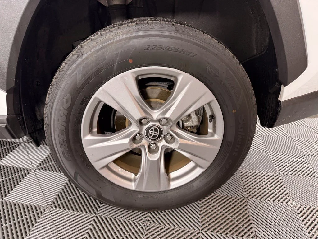 Used 2025 White Toyota XLE image 14