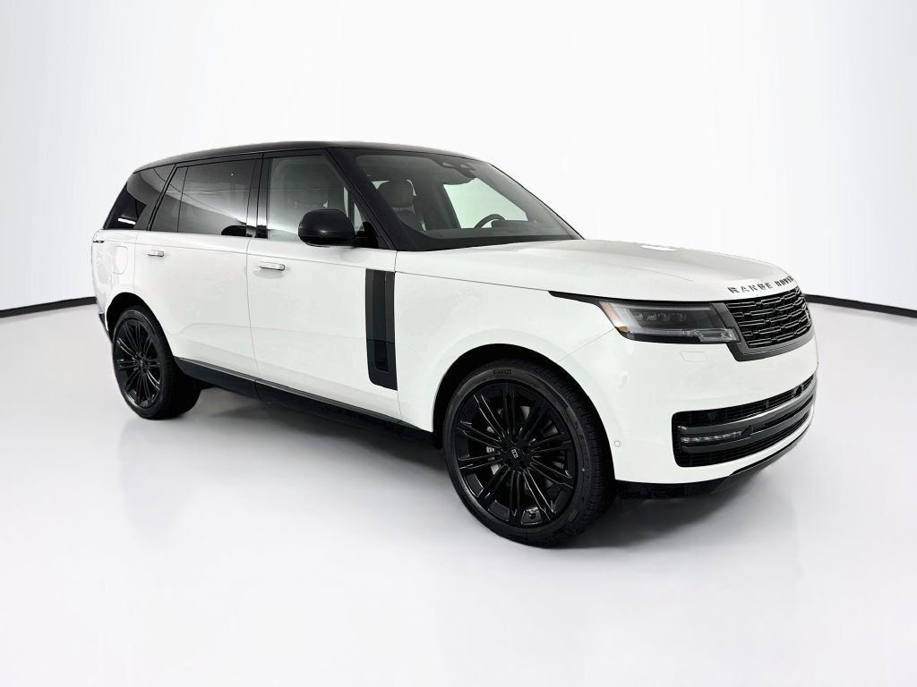 New 2027 Fuji White Land Rover SE image 3