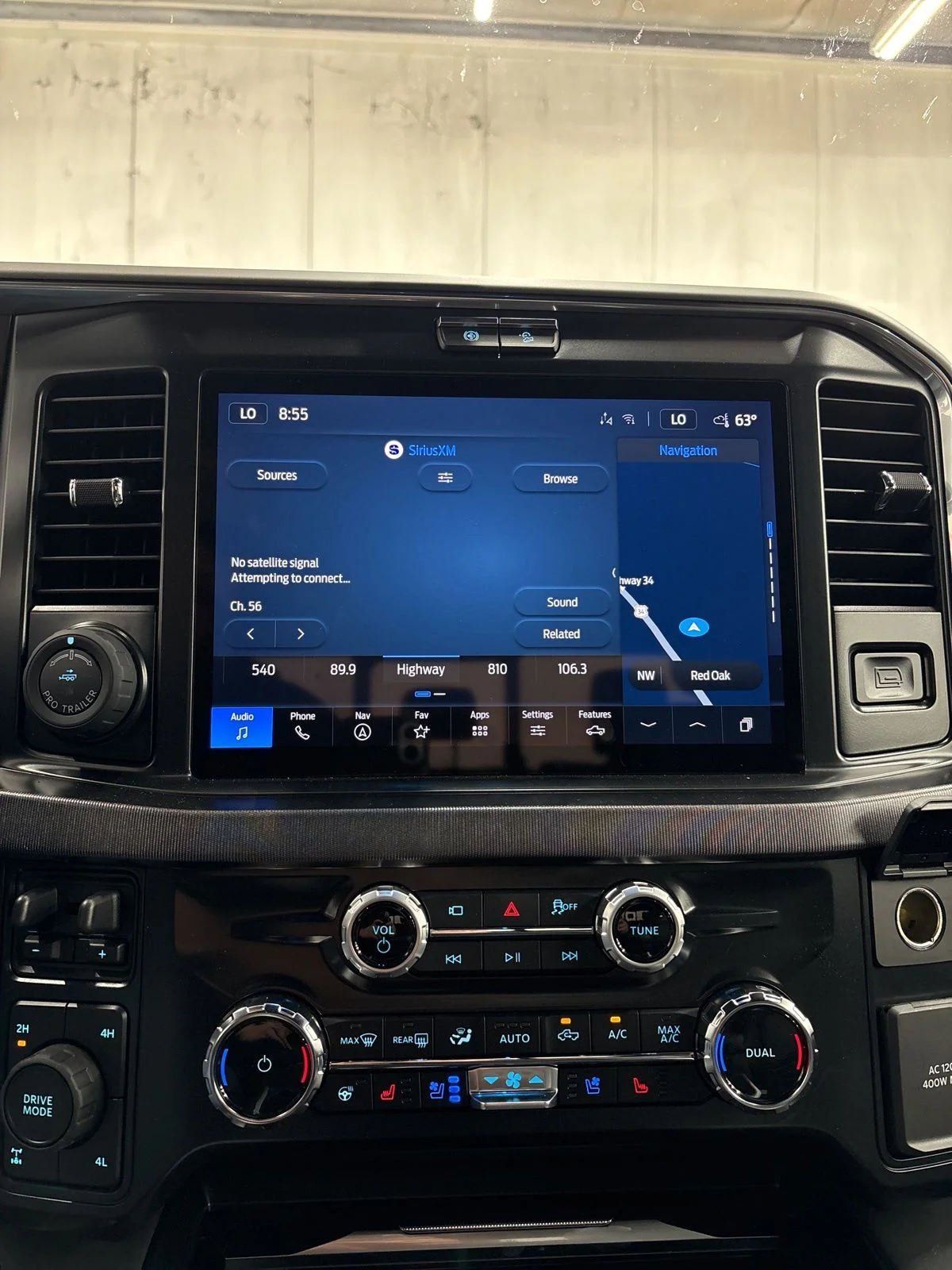 2026 Ford F-350 Super Duty Platinum - Photo 11