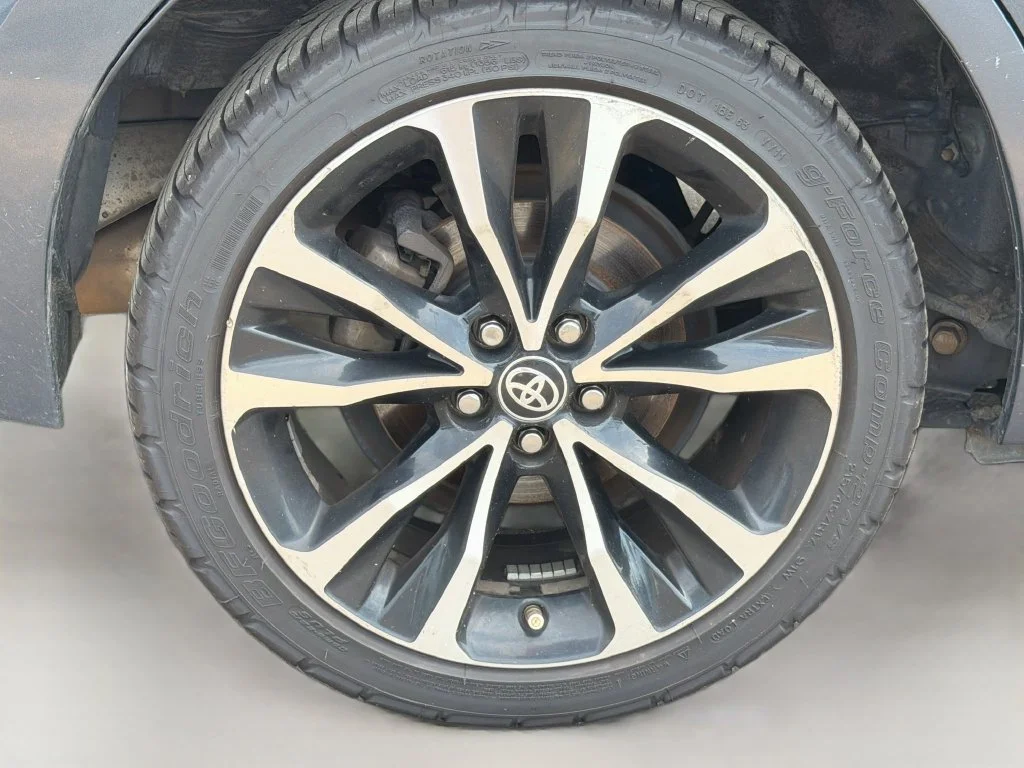 Used 2017 Slate Metallic Toyota SE image 9