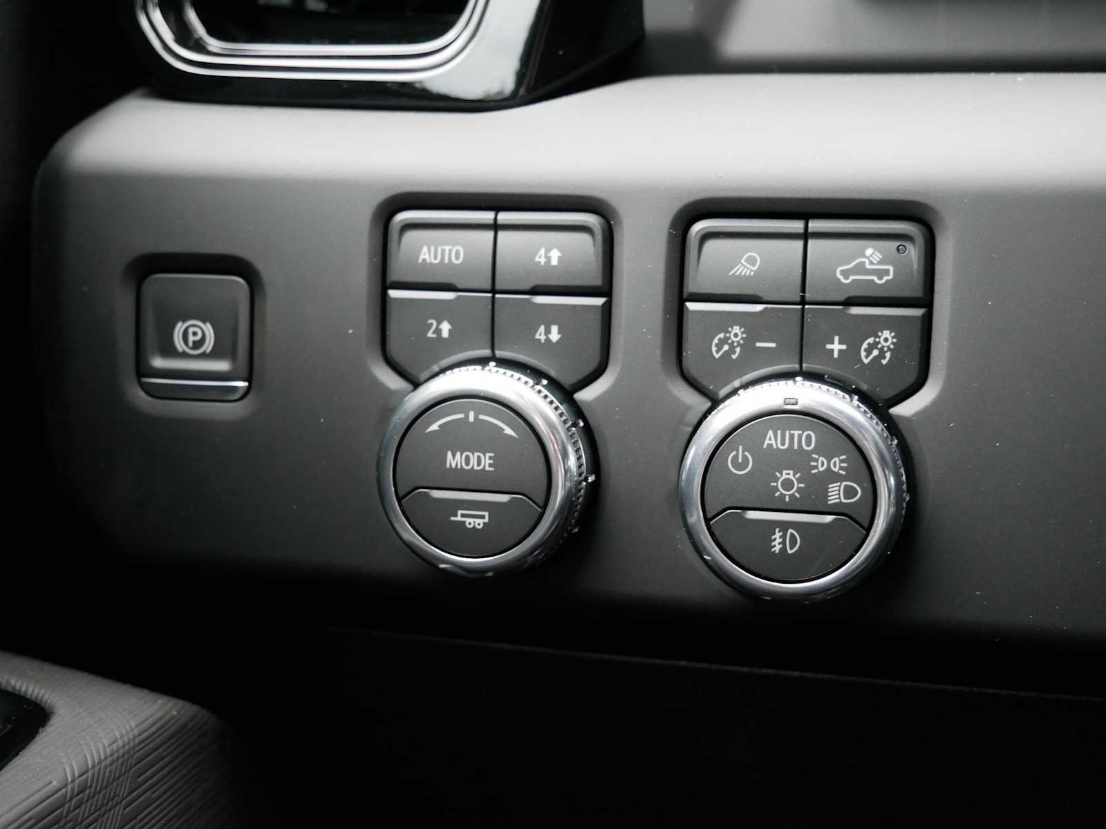 New 2026 Summit White GMC AT4X image 22