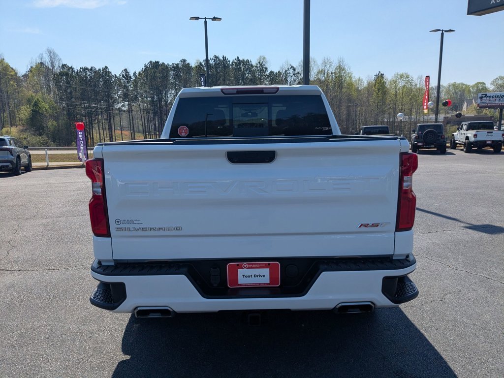 Used 2024 Summit White Chevrolet RST image 6
