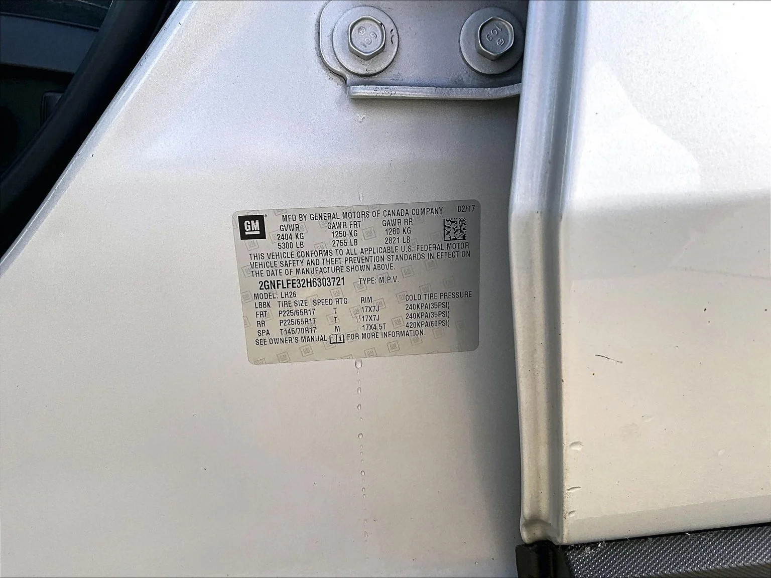 Used 2017 Silver Chevrolet LT image 34