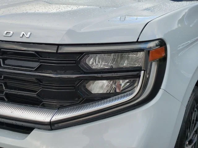 Used 2025 Silver Ford Platinum image 9