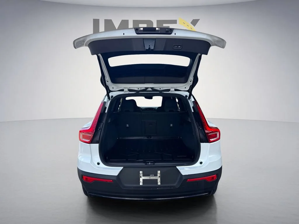 Used 2023  Volvo Ultimate image 27