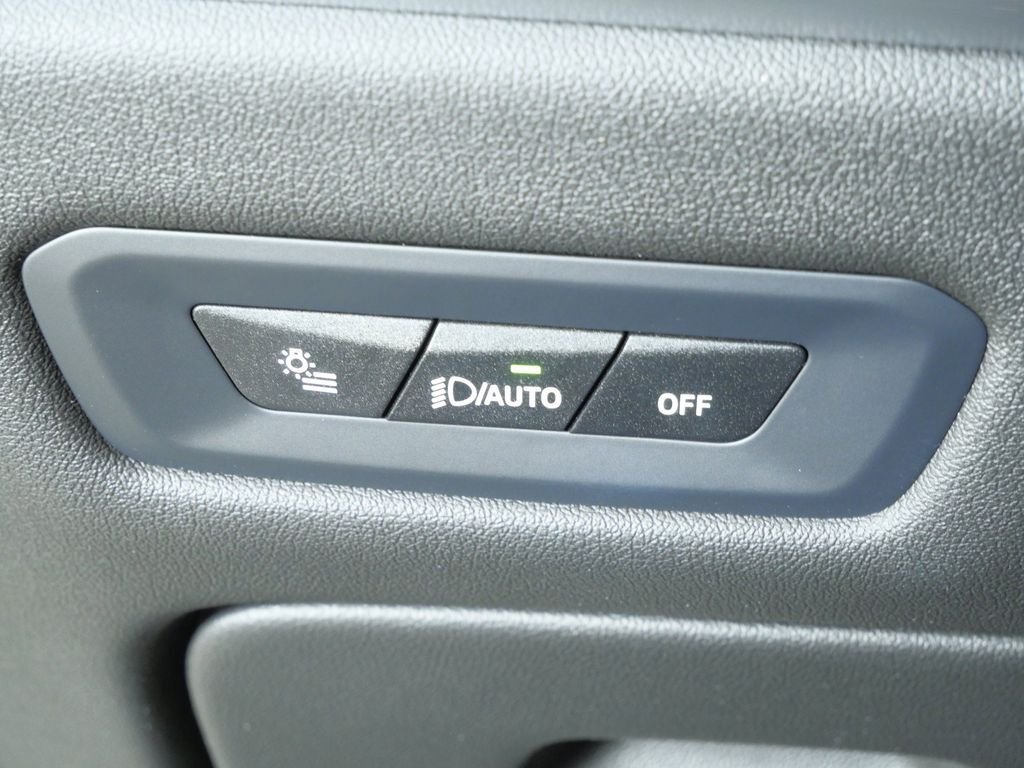 Certified Used 2024 Skyscraper Grey Metallic BMW xDrive40i image 45