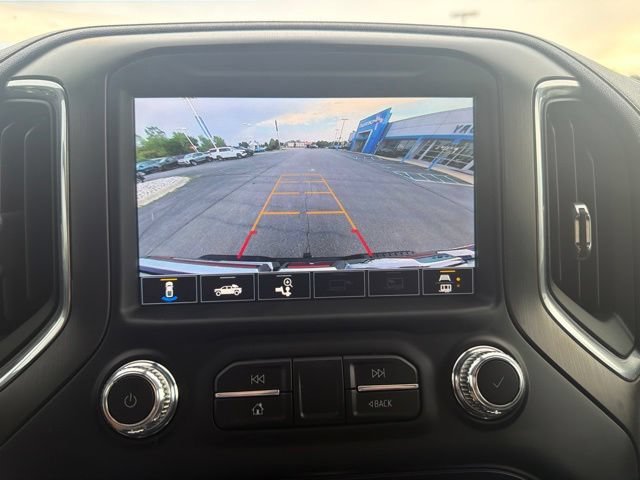 Used 2021 ONYX BLACK GMC AT4 image 11