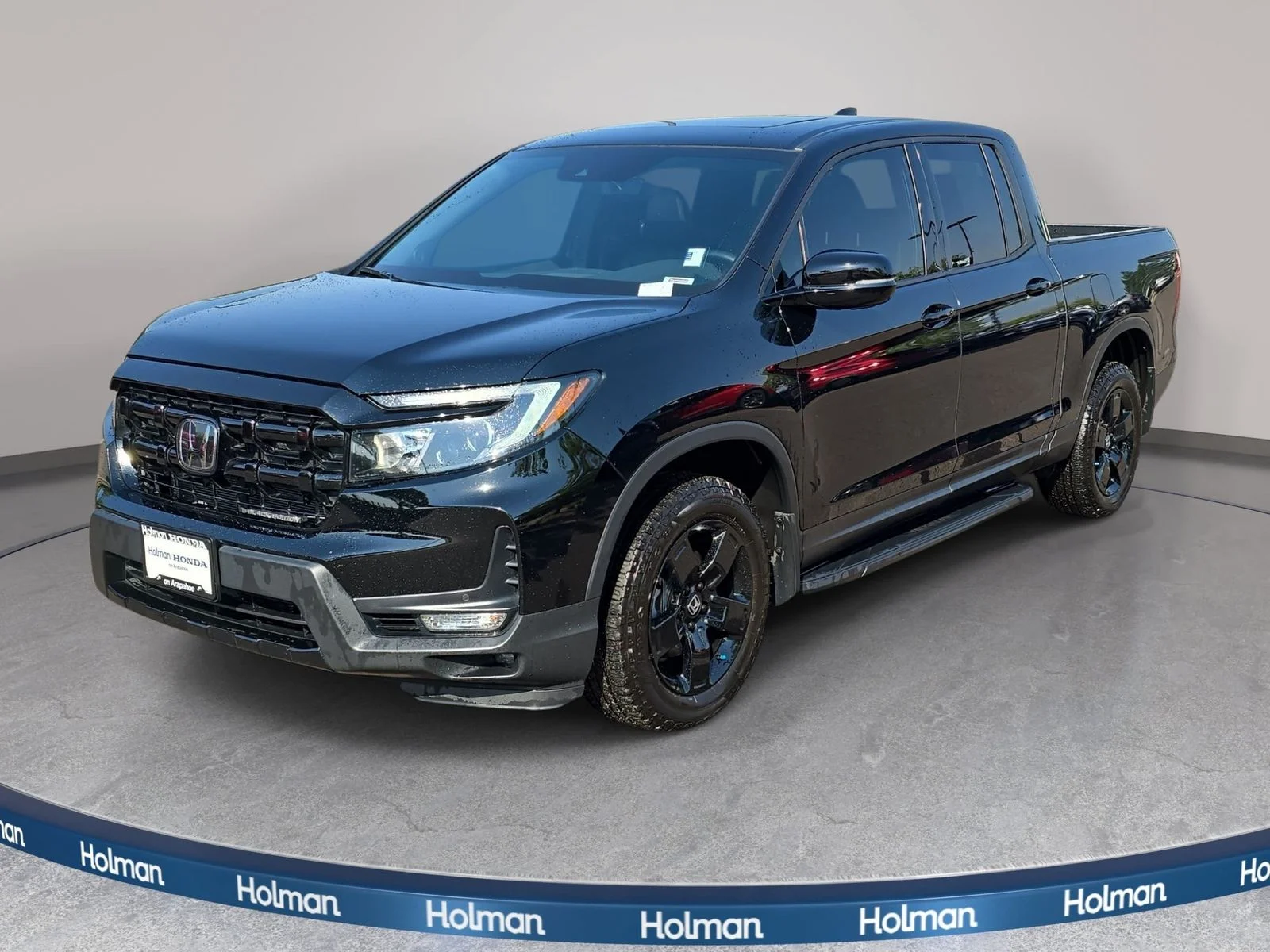2024 Honda Ridgeline Black Edition's photo
