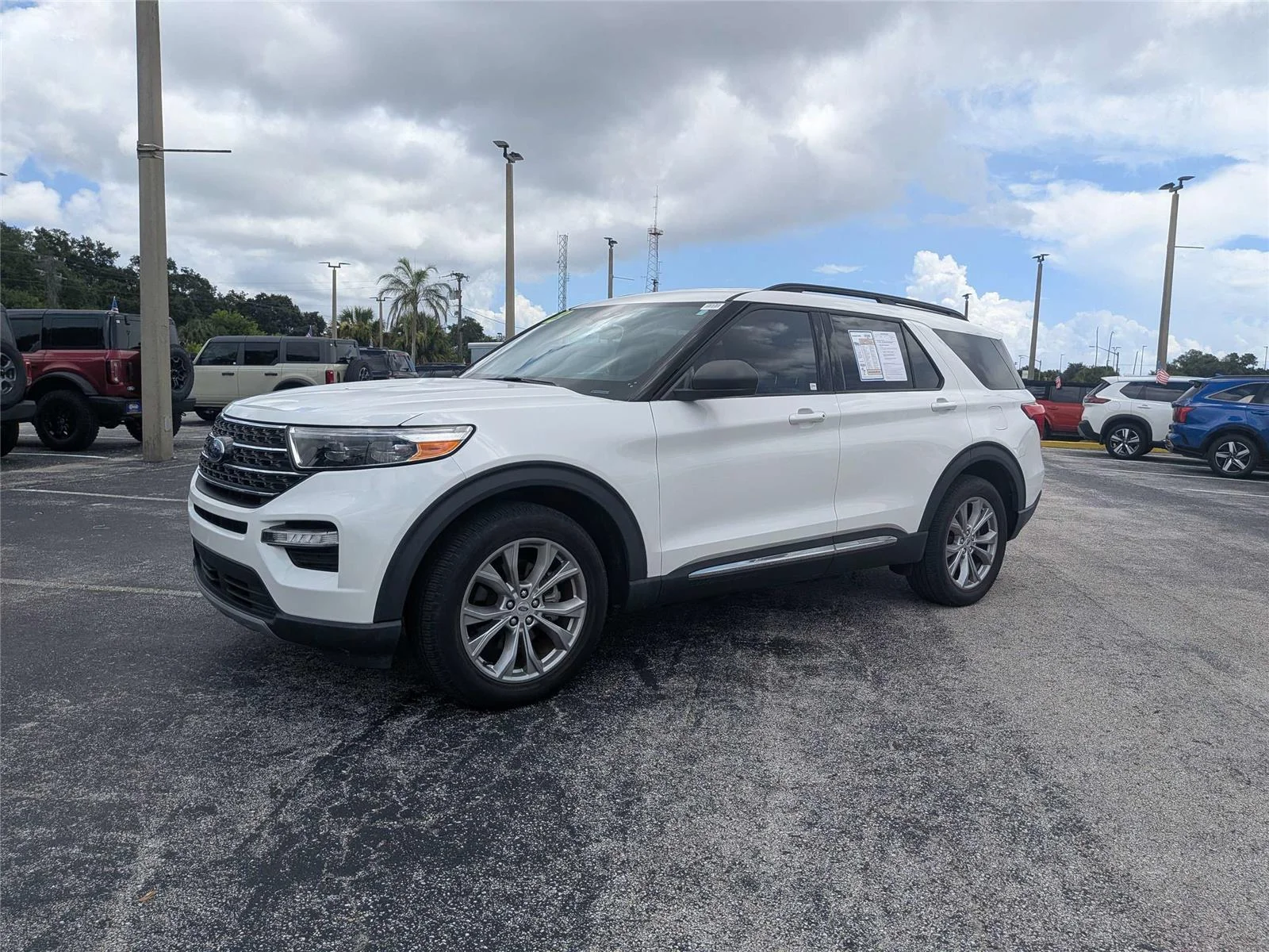 Used 2023  Ford XLT image 7