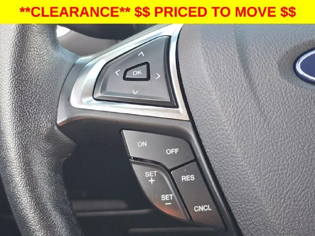 Used 2024 White Ford SEL image 28