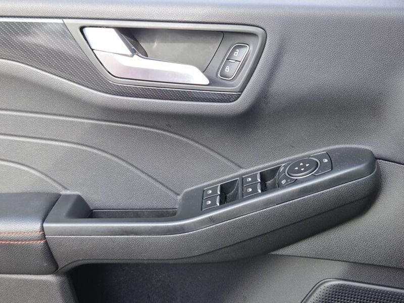 Used 2024 Rapid Red Metallic Tinted Clearcoat Ford ST-Line image 27