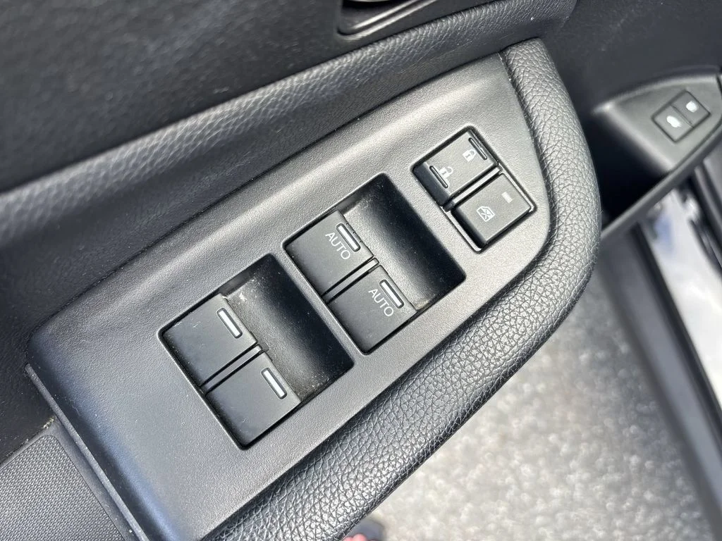 Used 2020  Honda Touring image 15