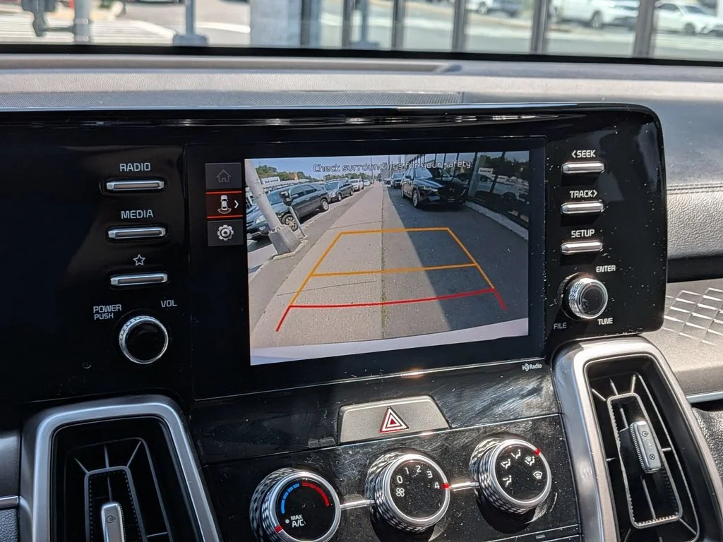 Used 2023 White Kia LX image 20