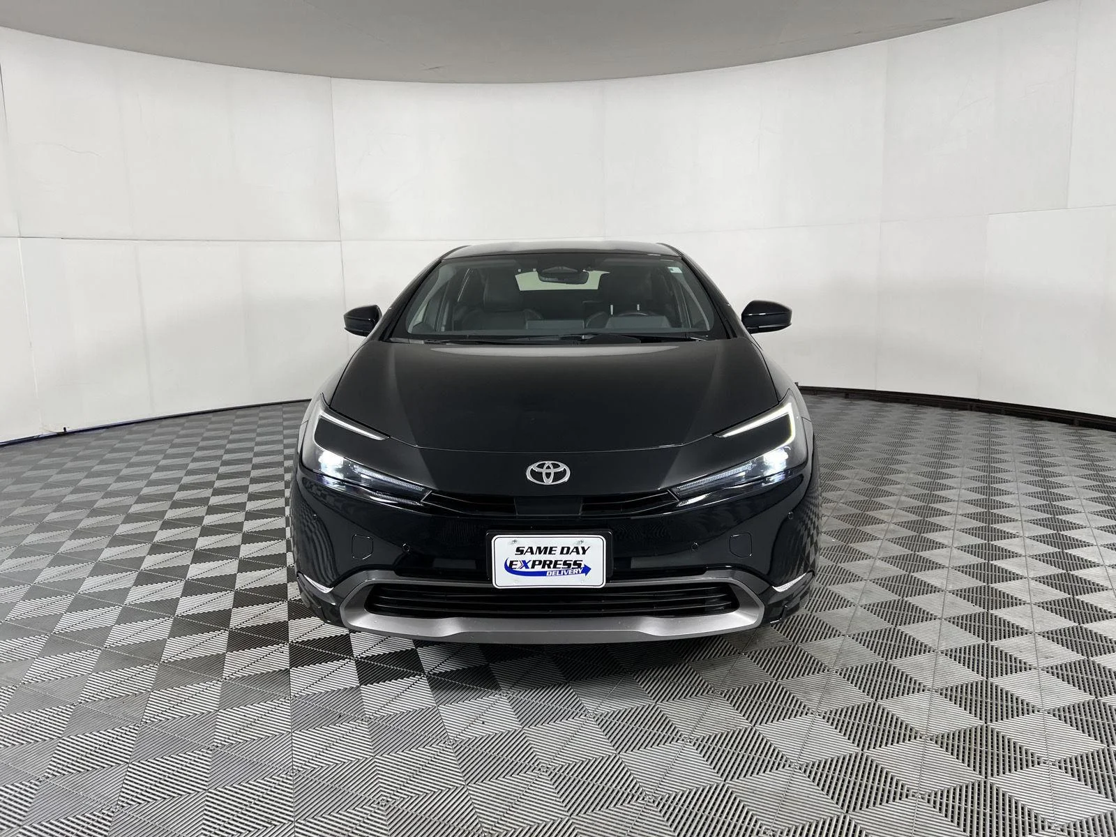 Used 2024 Midnight Black Metallic Toyota XLE image 20